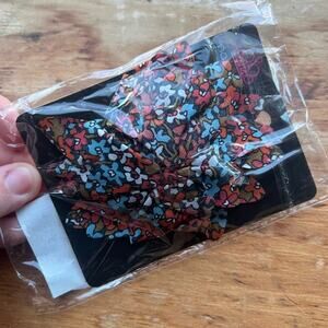 NWT Paparazzi floral hair clip